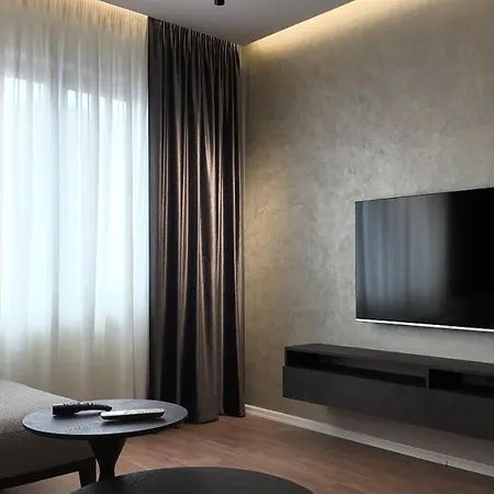 Team Apartment