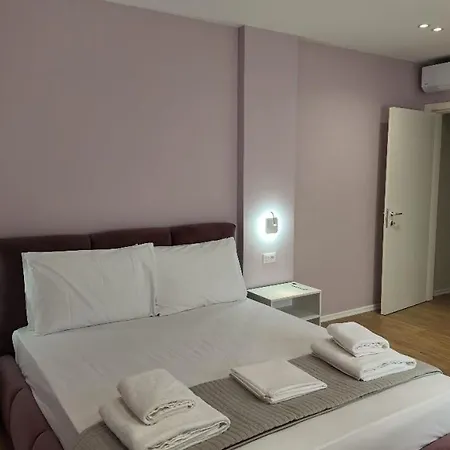 Team Apartment
